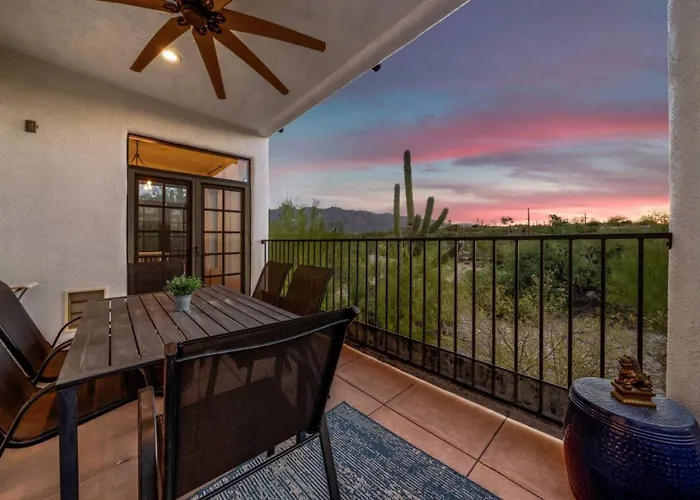 Catalina Foothills And Mountain Views, 3 Bedroom 2 Ba, Garage Tucson