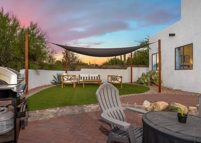 Holiday home Catalina Foothills And Mountain Views, 3 Bedroom 2 Ba, Garage