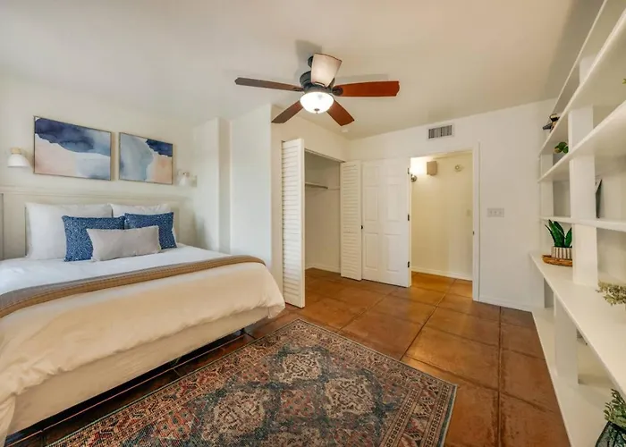 Catalina Foothills And Mountain Views, 3 Bedroom 2 Ba, Garage
